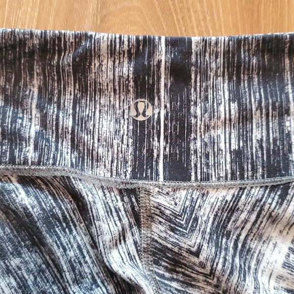 3/$75 Align Lululemon Leggings - Picture 2 of 2